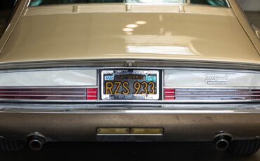 Oldsmobile-Toronado-Deluxe-1966-2-Door-Hardtop-18