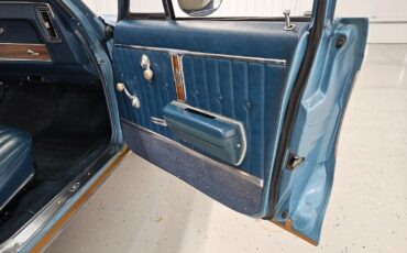 Oldsmobile-Vista-Cruiser-1972-Wagon-11