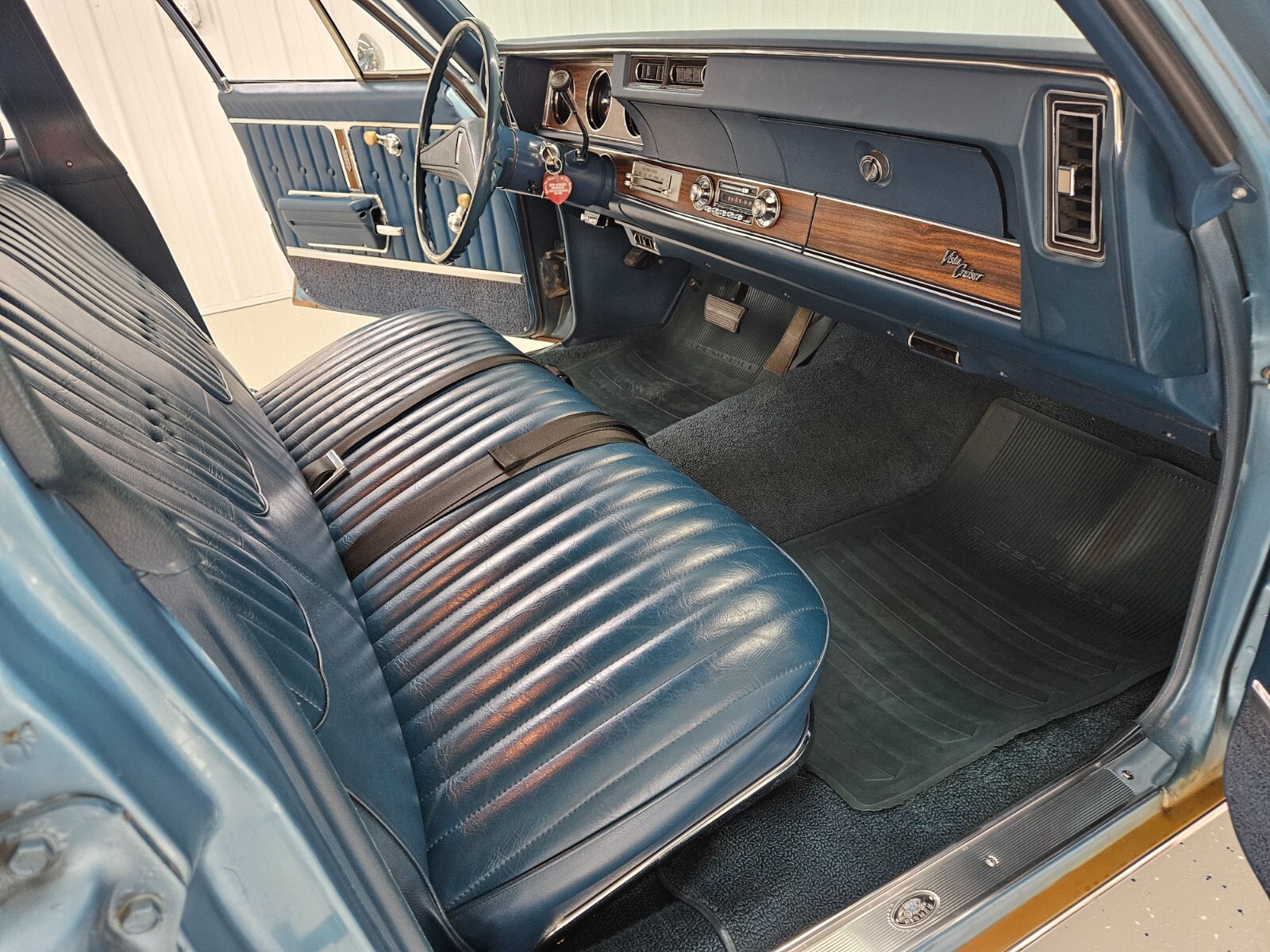 Oldsmobile-Vista-Cruiser-1972-Wagon-12