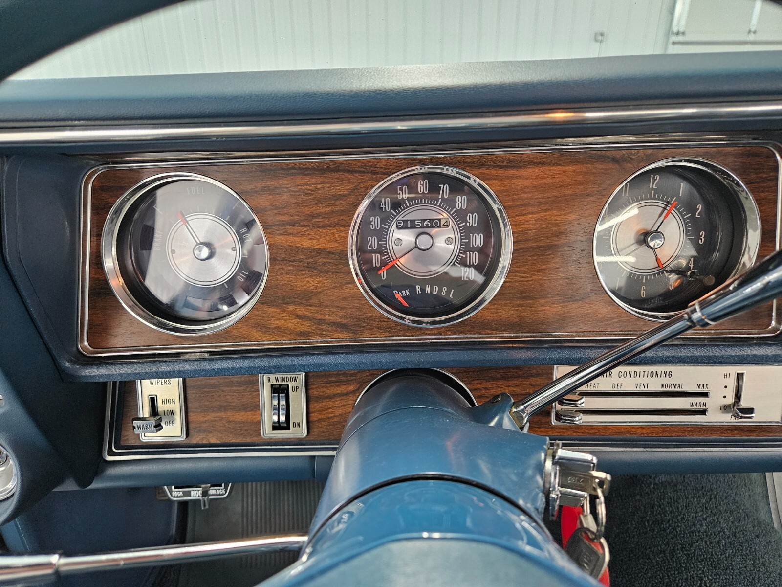 Oldsmobile-Vista-Cruiser-1972-Wagon-9