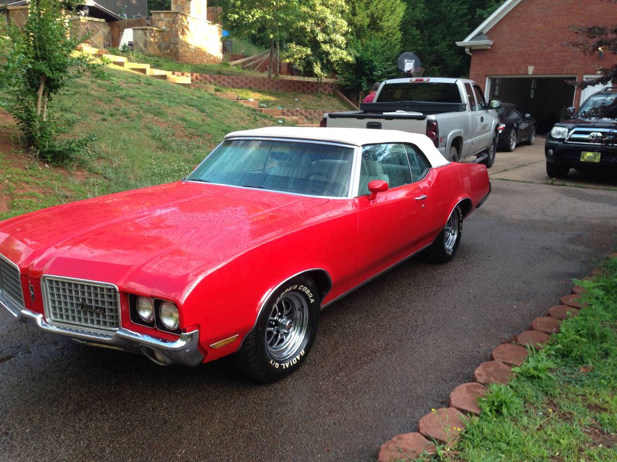 Oldsmobile-cutlass-superme-convertible-1972-red-2