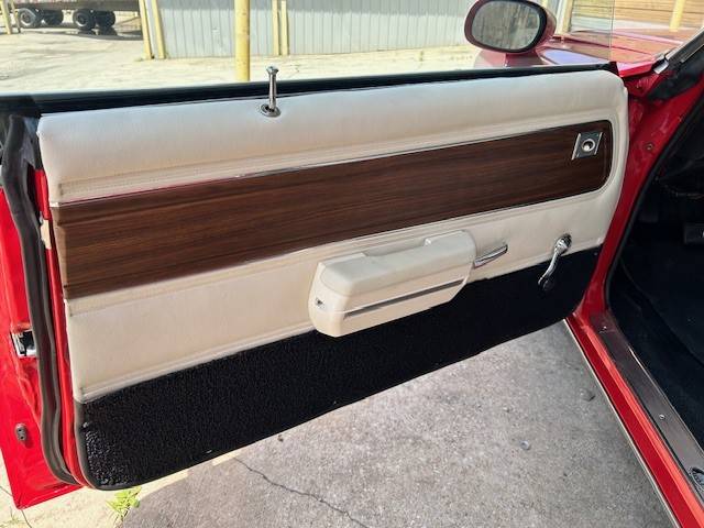 Oldsmobile-cutlass-superme-convertible-1972-red-4