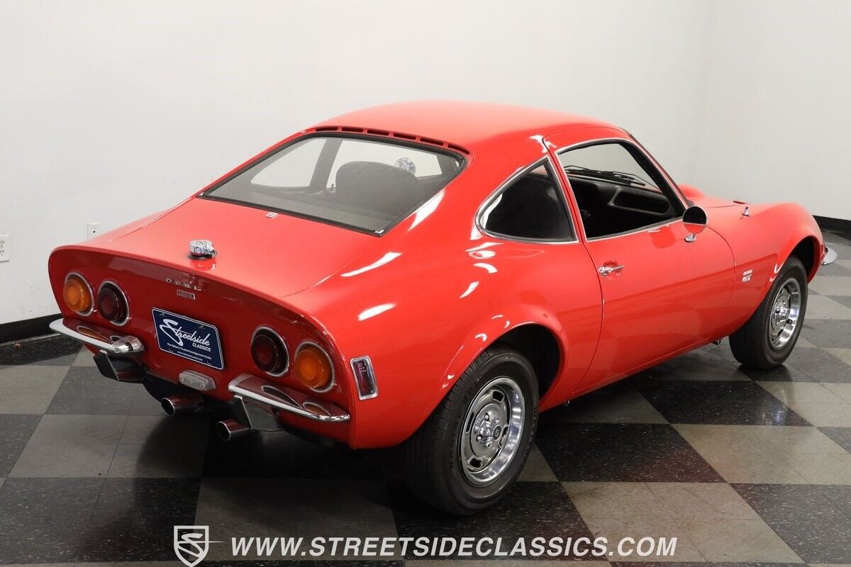 Opel-GT-1969-Coupe-10