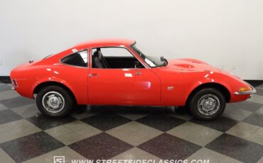 Opel-GT-1969-Coupe-12