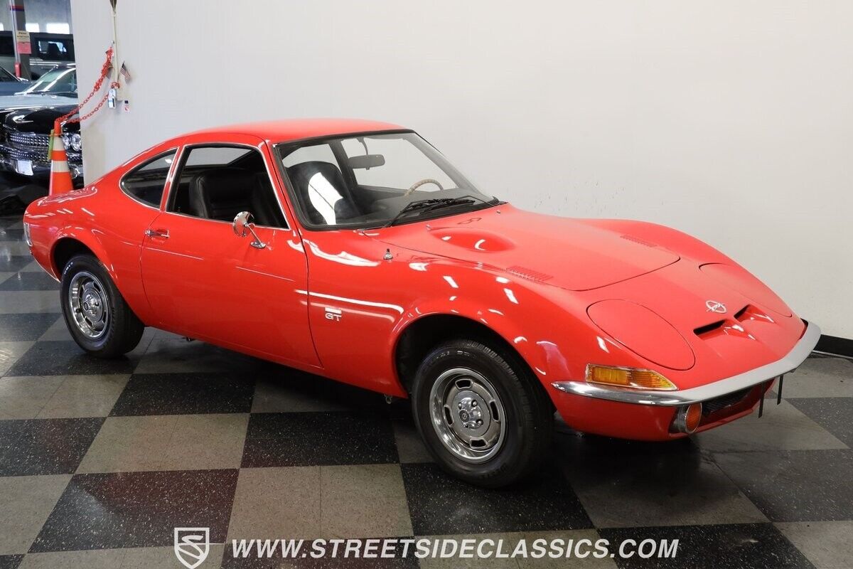 Opel-GT-1969-Coupe-13