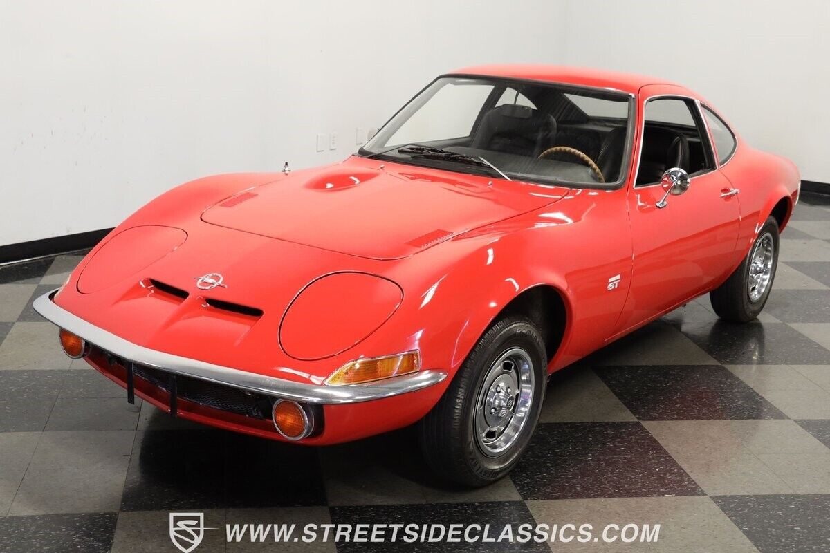 Opel-GT-1969-Coupe-17