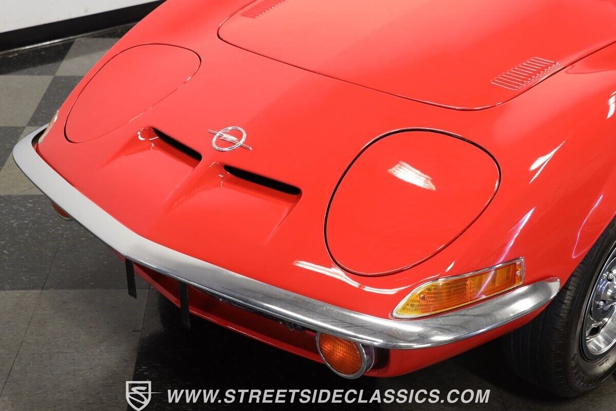 Opel-GT-1969-Coupe-18