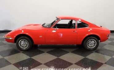 Opel-GT-1969-Coupe-2