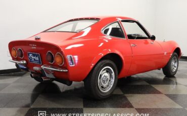 Opel-GT-1969-Coupe-26