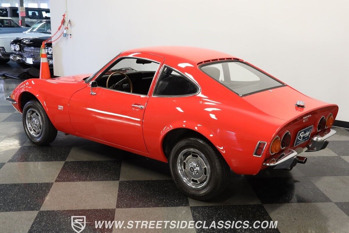 Opel-GT-1969-Coupe-6