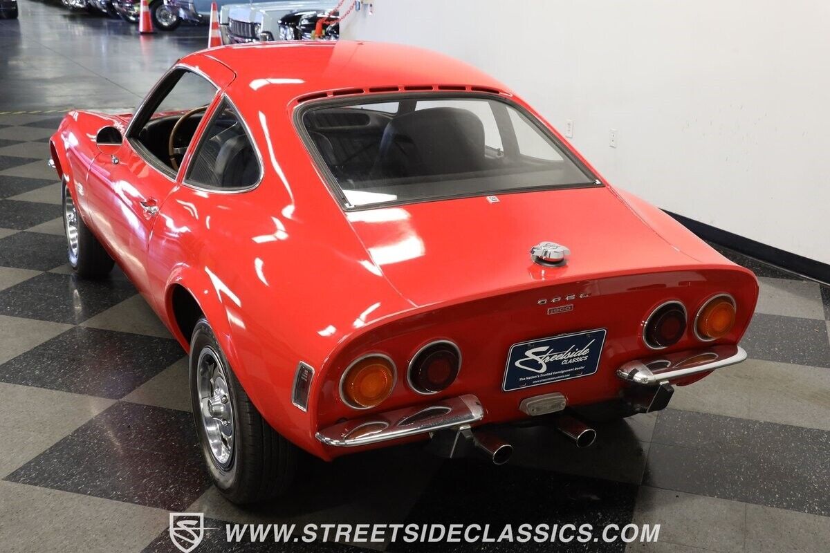 Opel-GT-1969-Coupe-7