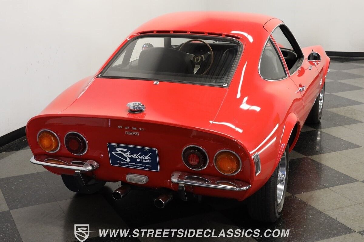 Opel-GT-1969-Coupe-9