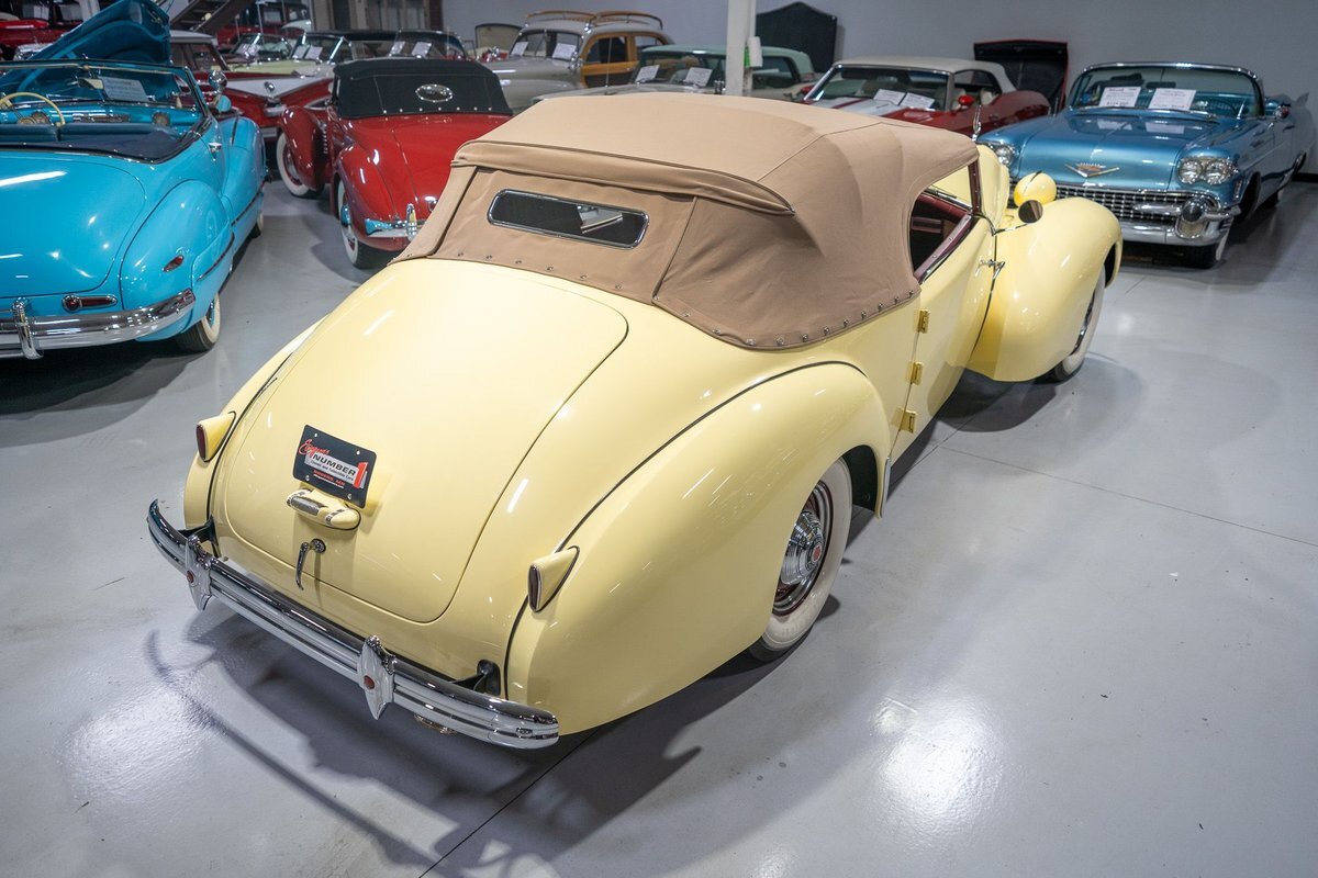 Packard-1939-Convertible-16
