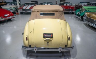 Packard-1939-Convertible-17