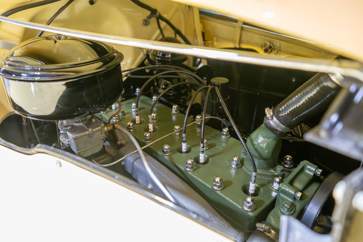 Packard-1939-Convertible-2
