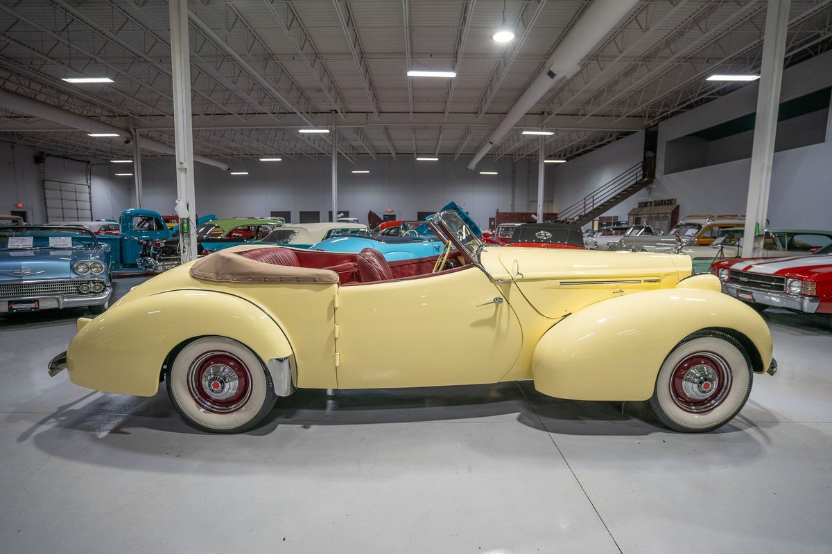 Packard-1939-Convertible-23