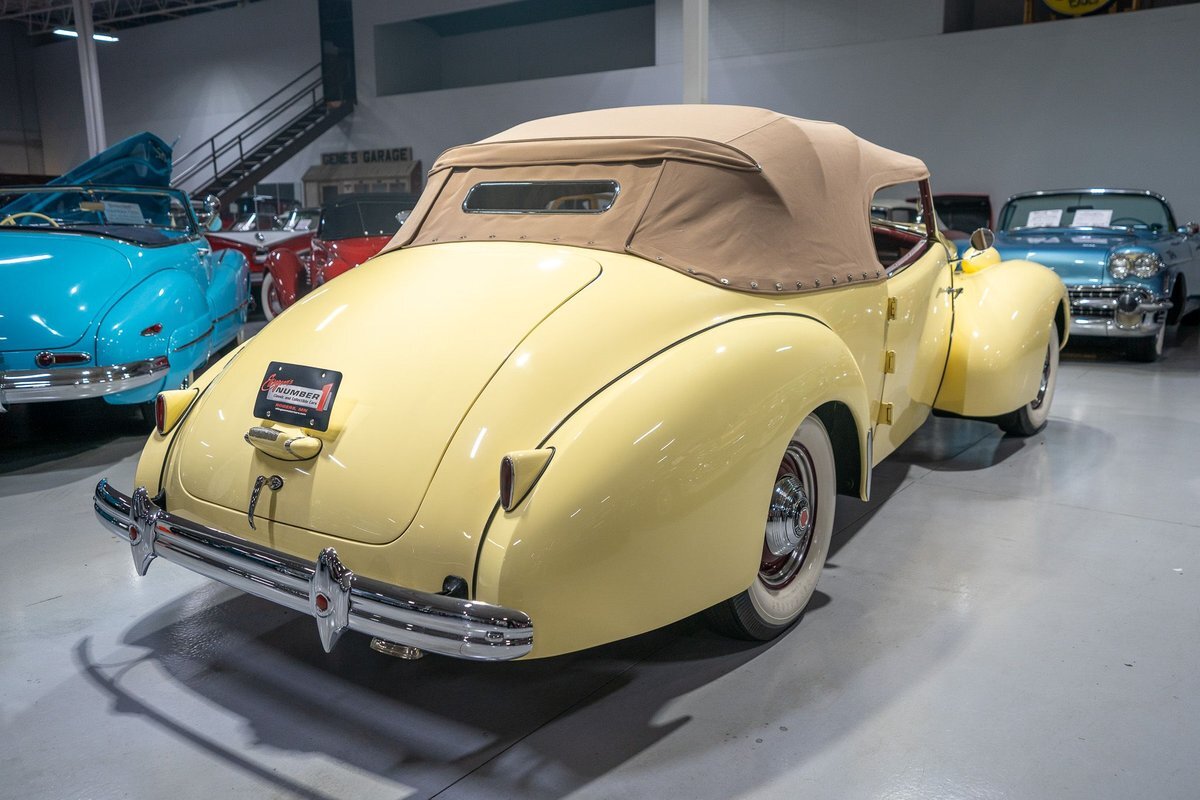 Packard-1939-Convertible-32