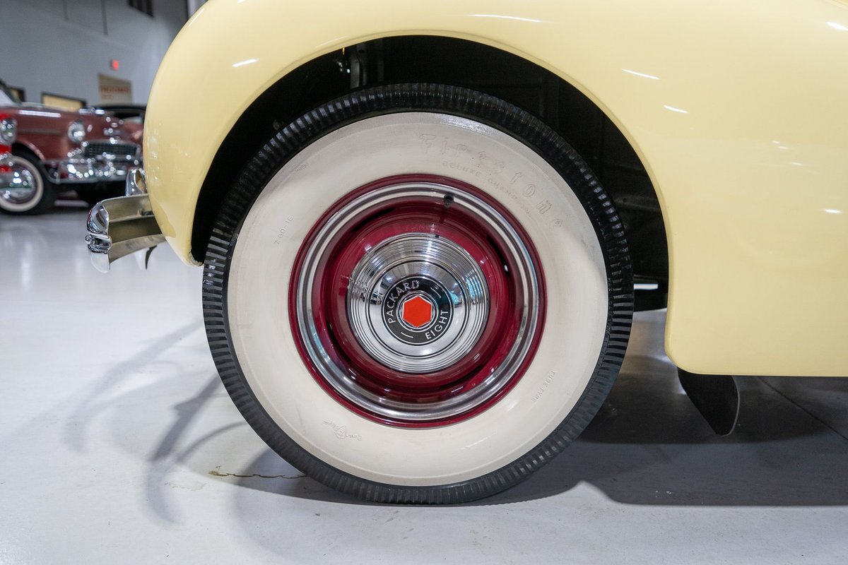 Packard-1939-Convertible-37