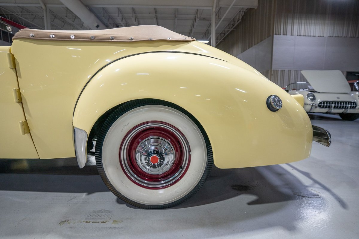 Packard-1939-Convertible-38