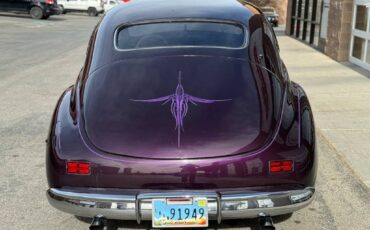 Packard-Clipper-custom-street-ro-1947-purple-4