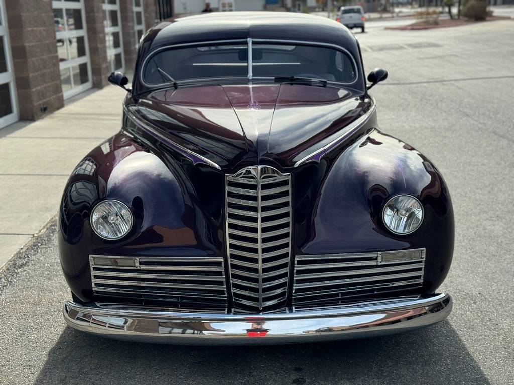 Packard-Clipper-custom-street-ro-1947-purple-7