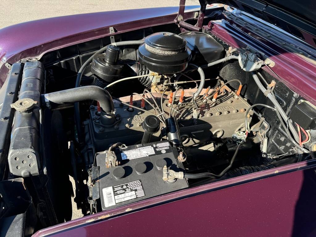 Packard-Clipper-touring-sedan-1953-purple-17