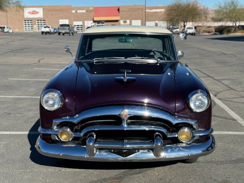 Packard-Clipper-touring-sedan-1953-purple-2