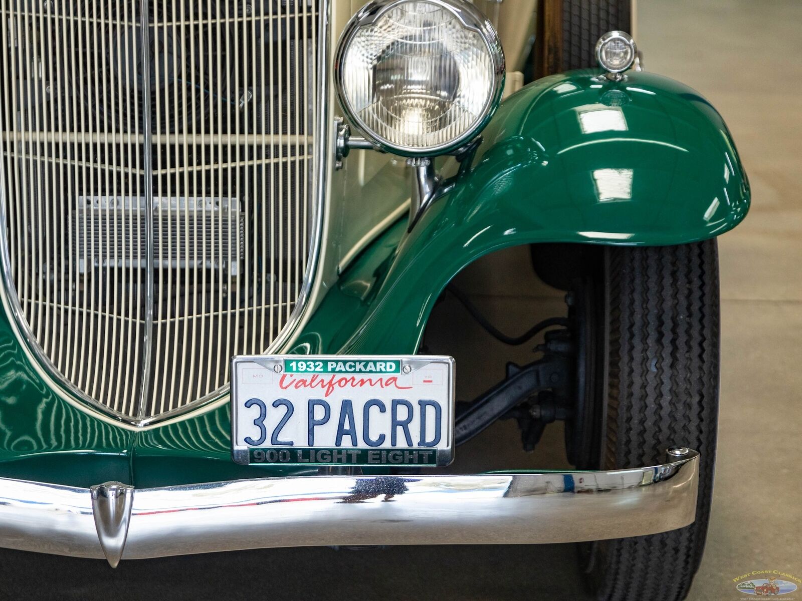 Packard-Light-Eight-1932-4-Door-Sedan-15