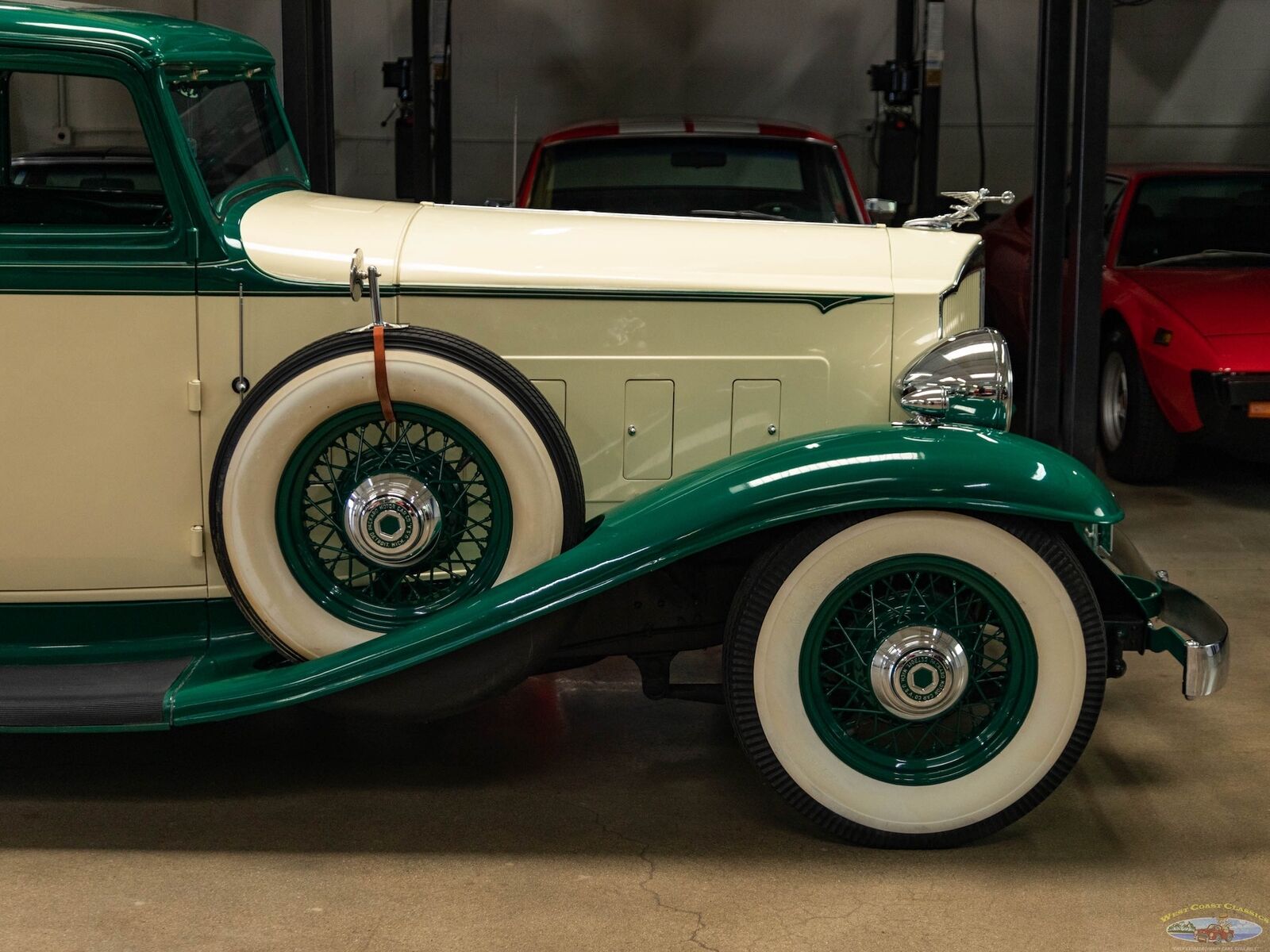 Packard-Light-Eight-1932-4-Door-Sedan-3
