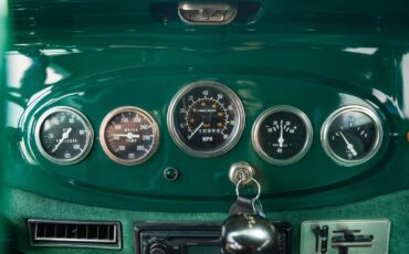 Packard-Light-Eight-1932-4-Door-Sedan-32