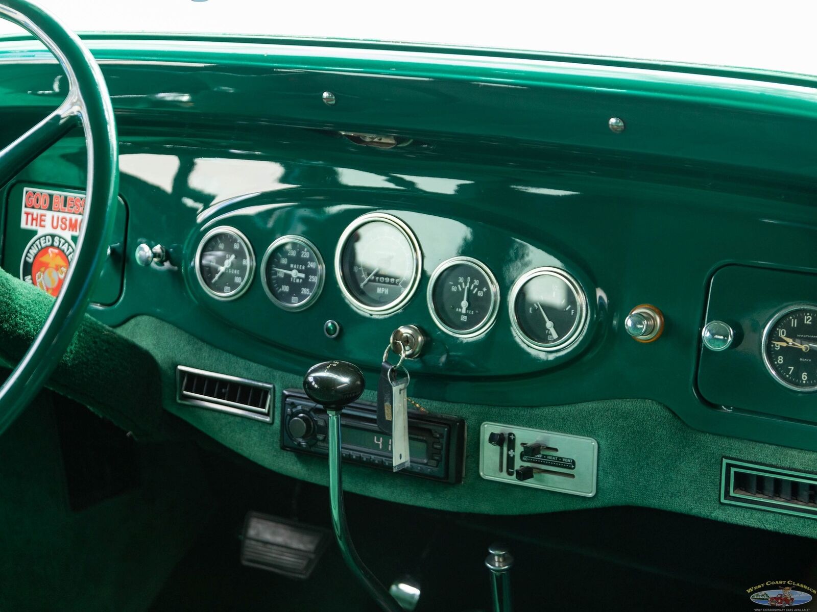 Packard-Light-Eight-1932-4-Door-Sedan-36