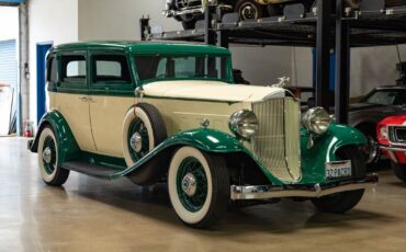 Packard-Light-Eight-1932-4-Door-Sedan-9