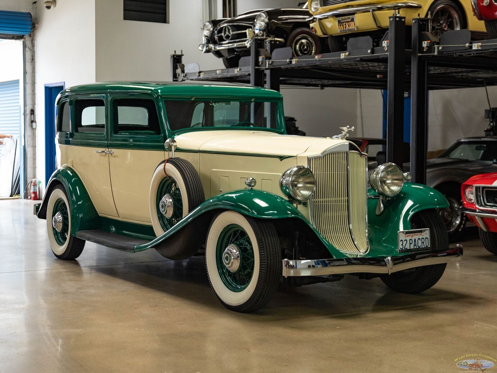 Packard-Light-Eight-1932-4-Door-Sedan-9