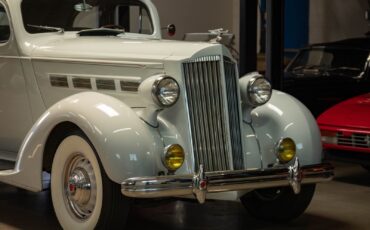 Packard-One-Twenty-1937-2-Door-Sedan-11