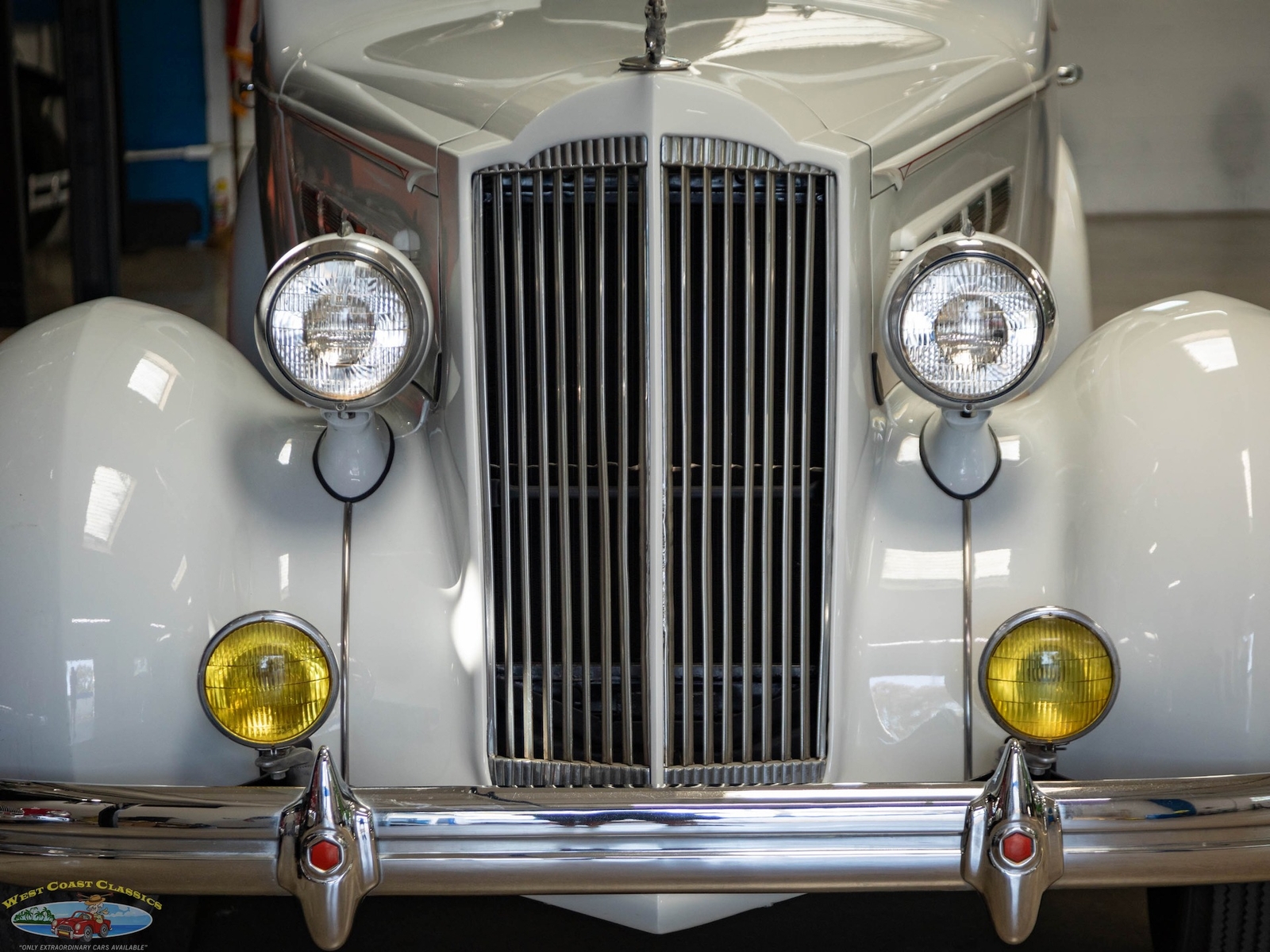 Packard-One-Twenty-1937-2-Door-Sedan-14