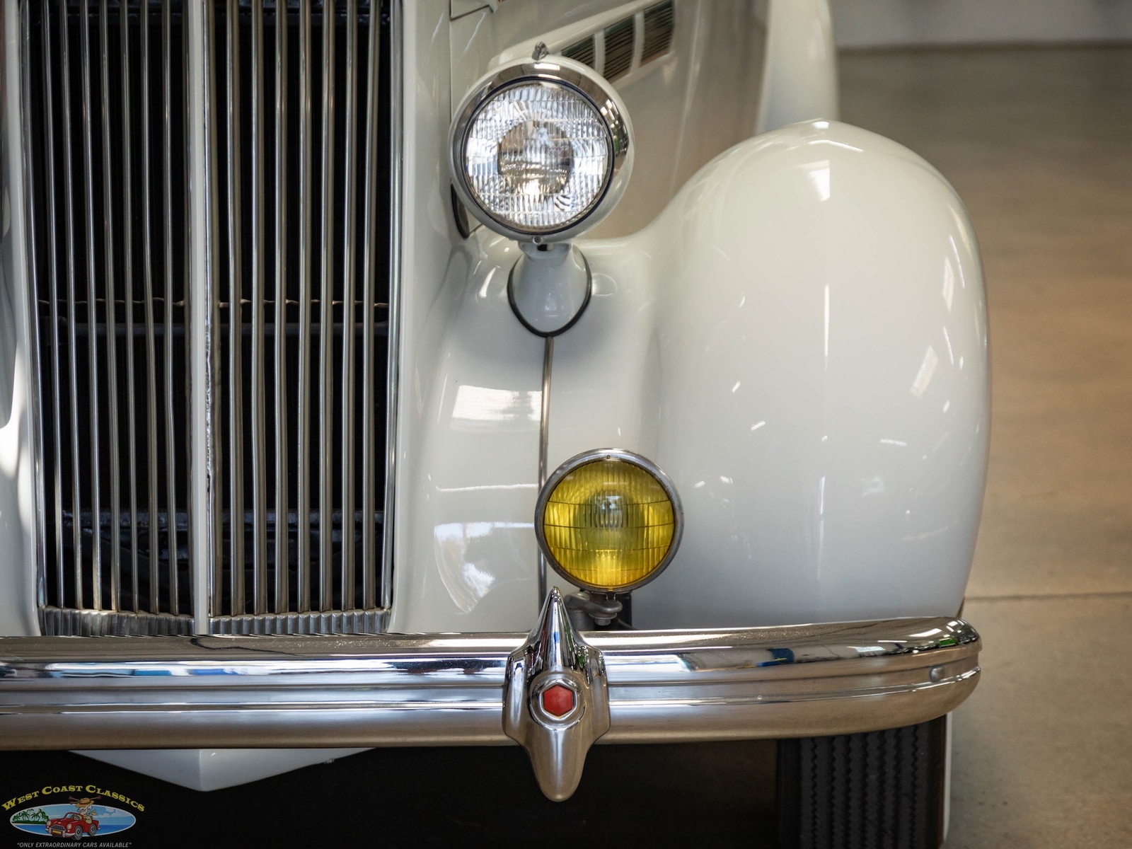 Packard-One-Twenty-1937-2-Door-Sedan-15