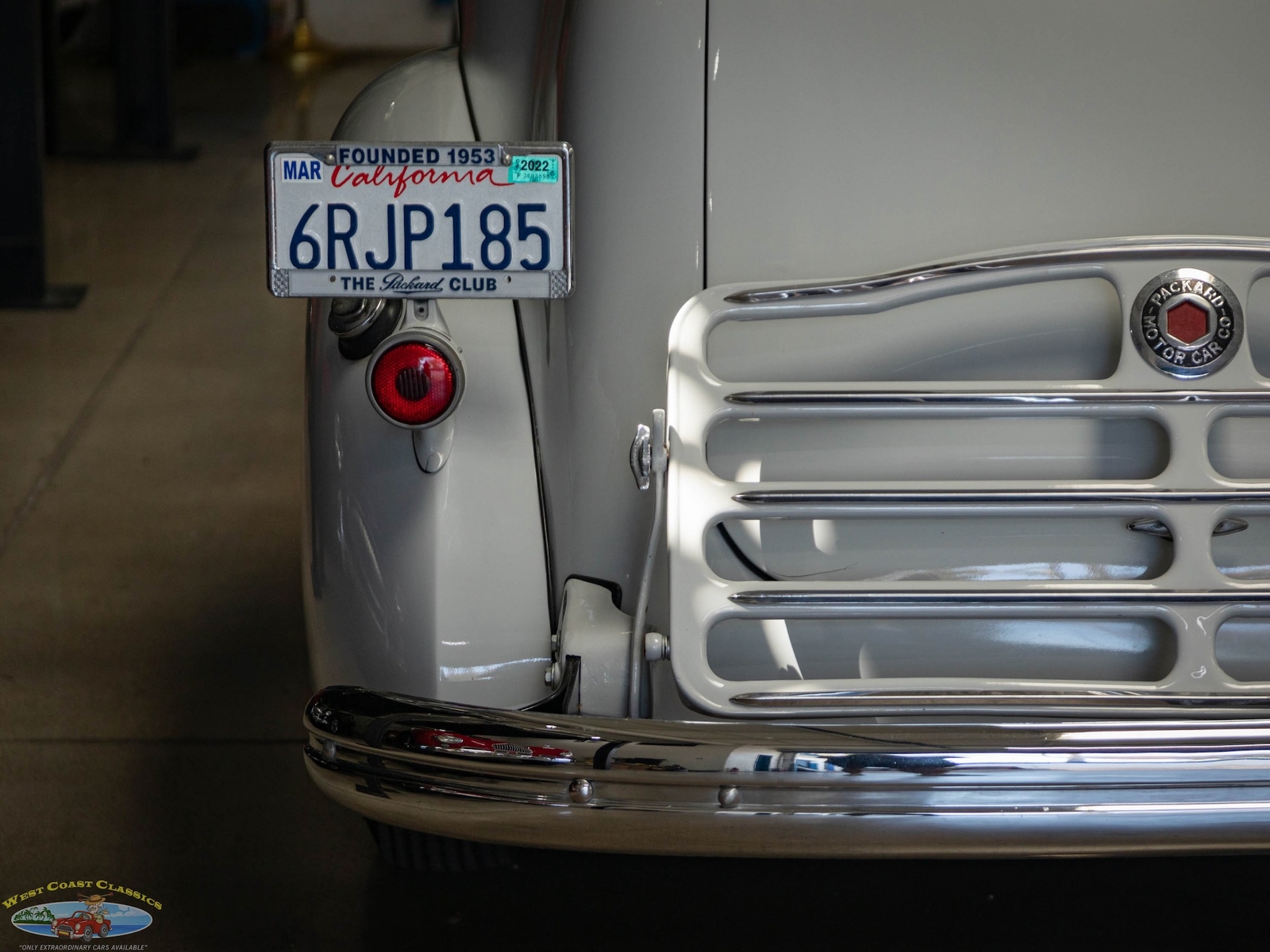 Packard-One-Twenty-1937-2-Door-Sedan-17