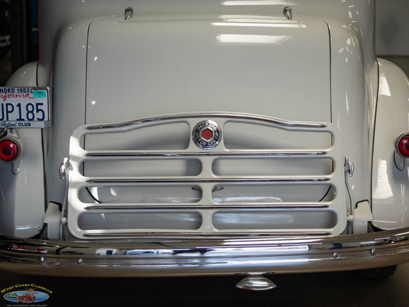 Packard-One-Twenty-1937-2-Door-Sedan-18