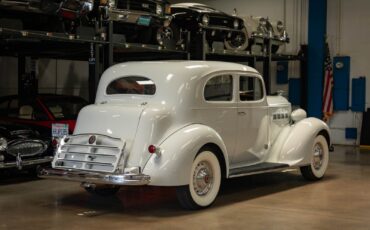 Packard-One-Twenty-1937-2-Door-Sedan-23
