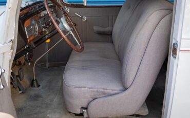 Packard-One-Twenty-1937-2-Door-Sedan-29