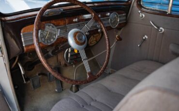 Packard-One-Twenty-1937-2-Door-Sedan-31