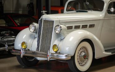 Packard-One-Twenty-1937-2-Door-Sedan-7