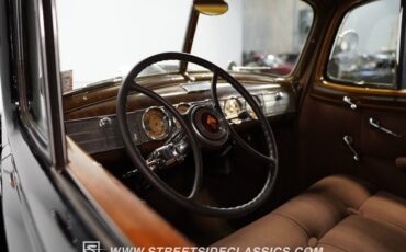 Packard-Twelve-1939-Sedan-39
