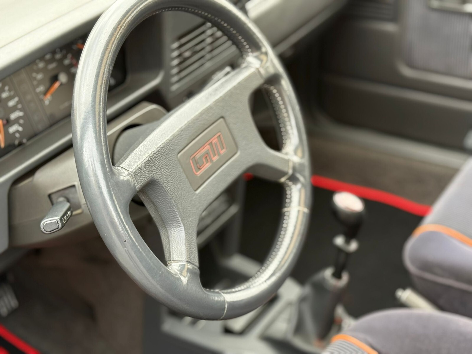 Peugeot-GTI-1989-Coupe-12