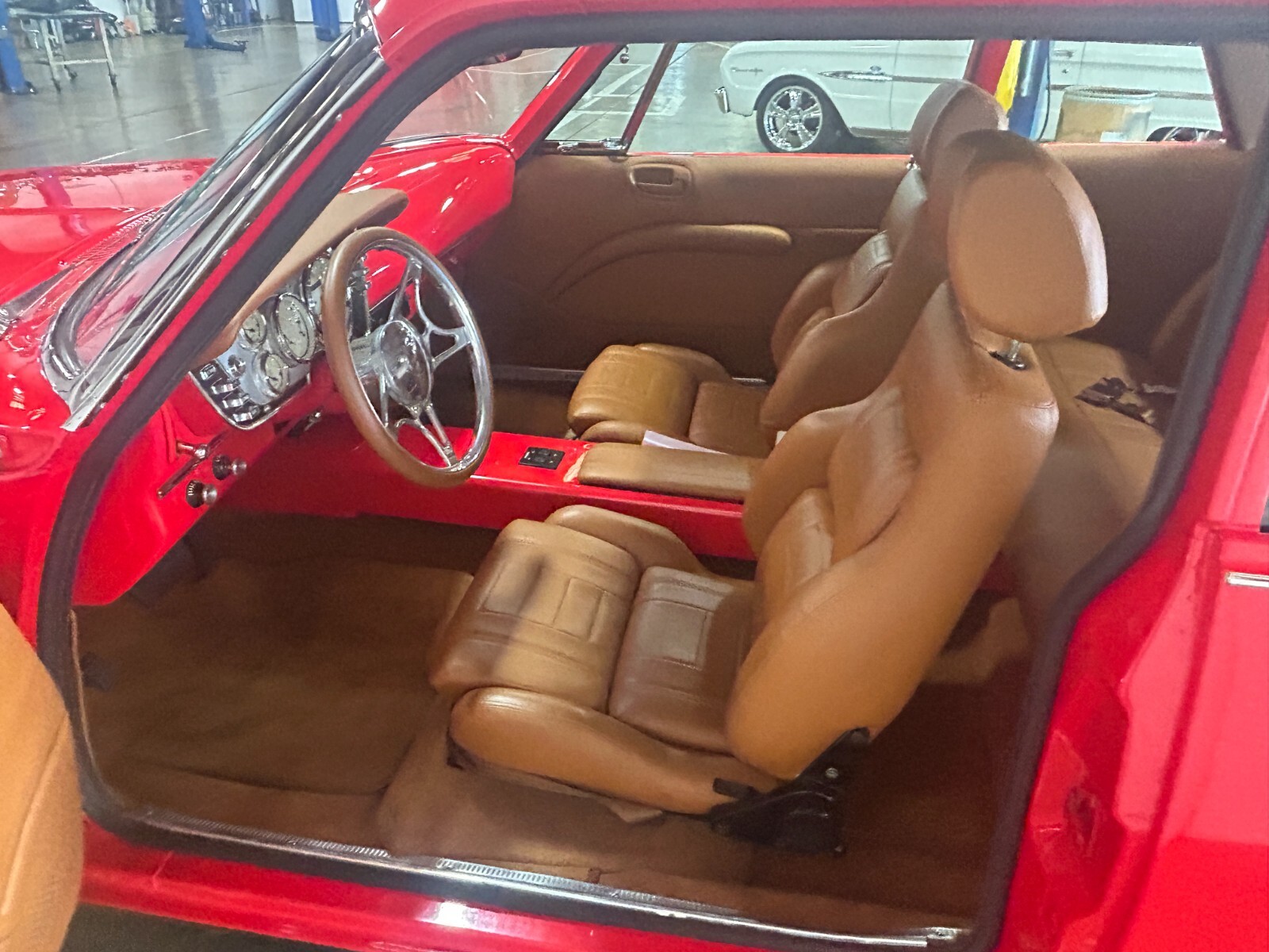 Plymouth-2-Door-Post-1962-14