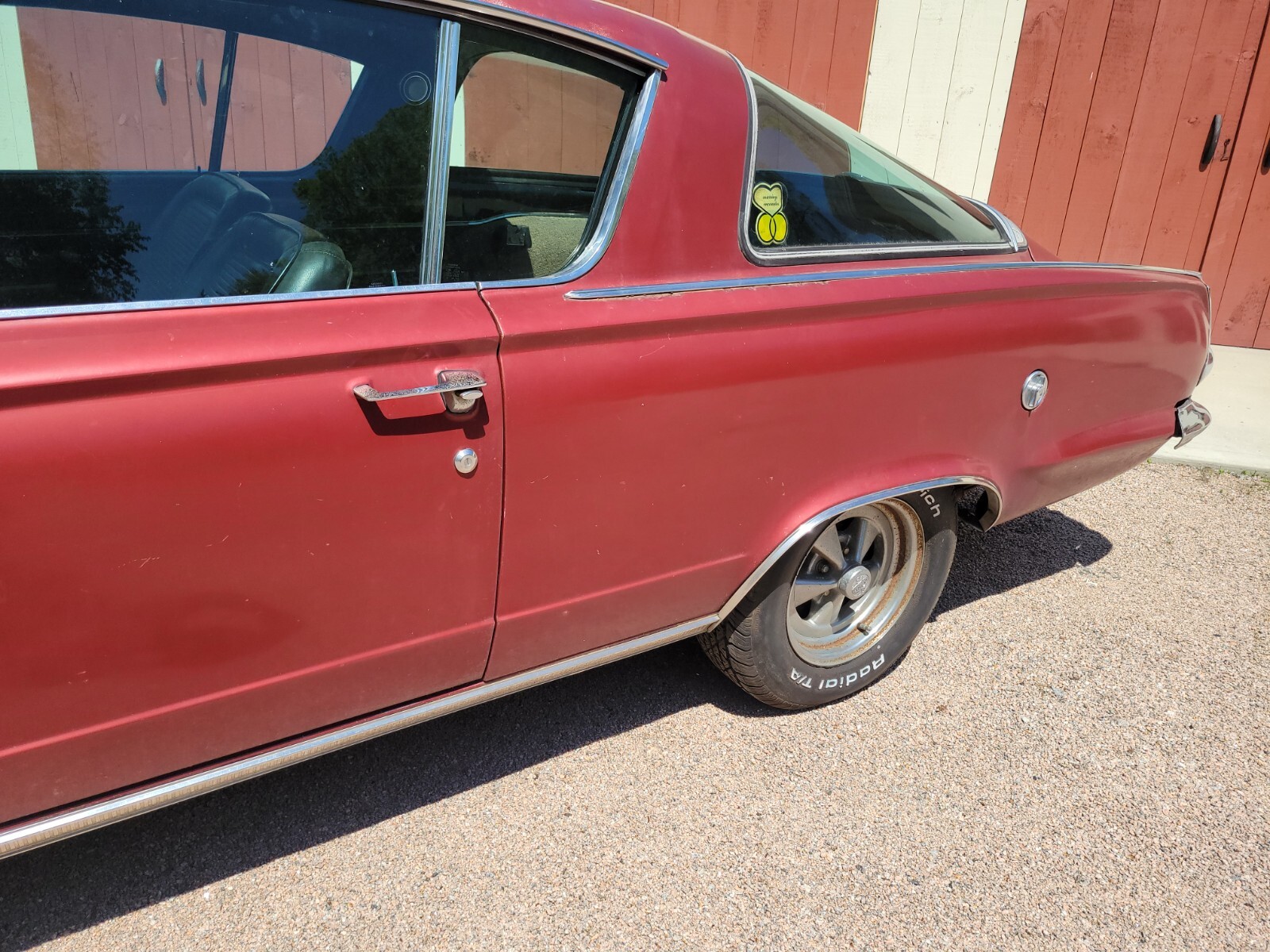 Plymouth-Barracuda-1965-Fastback-5