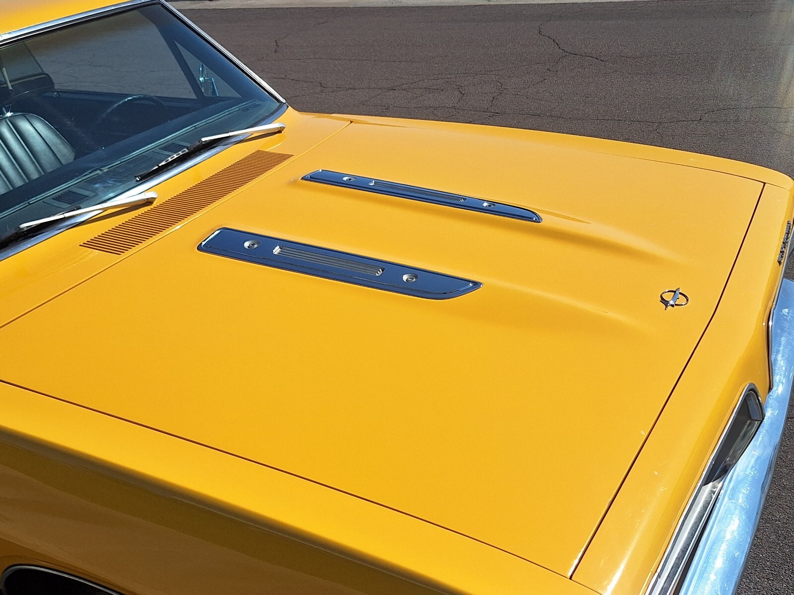 Plymouth-Barracuda-1968-12