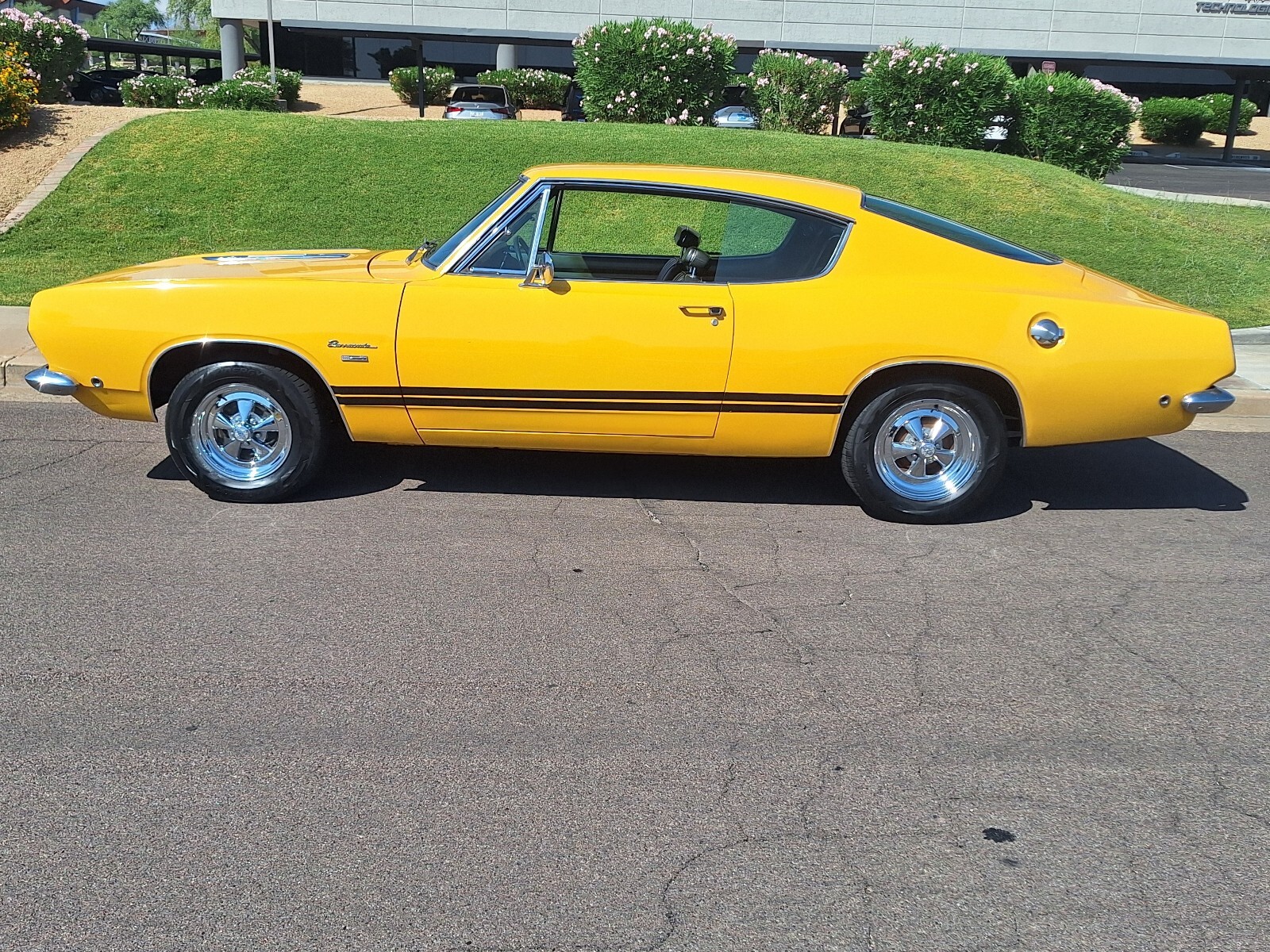 Plymouth-Barracuda-1968-14