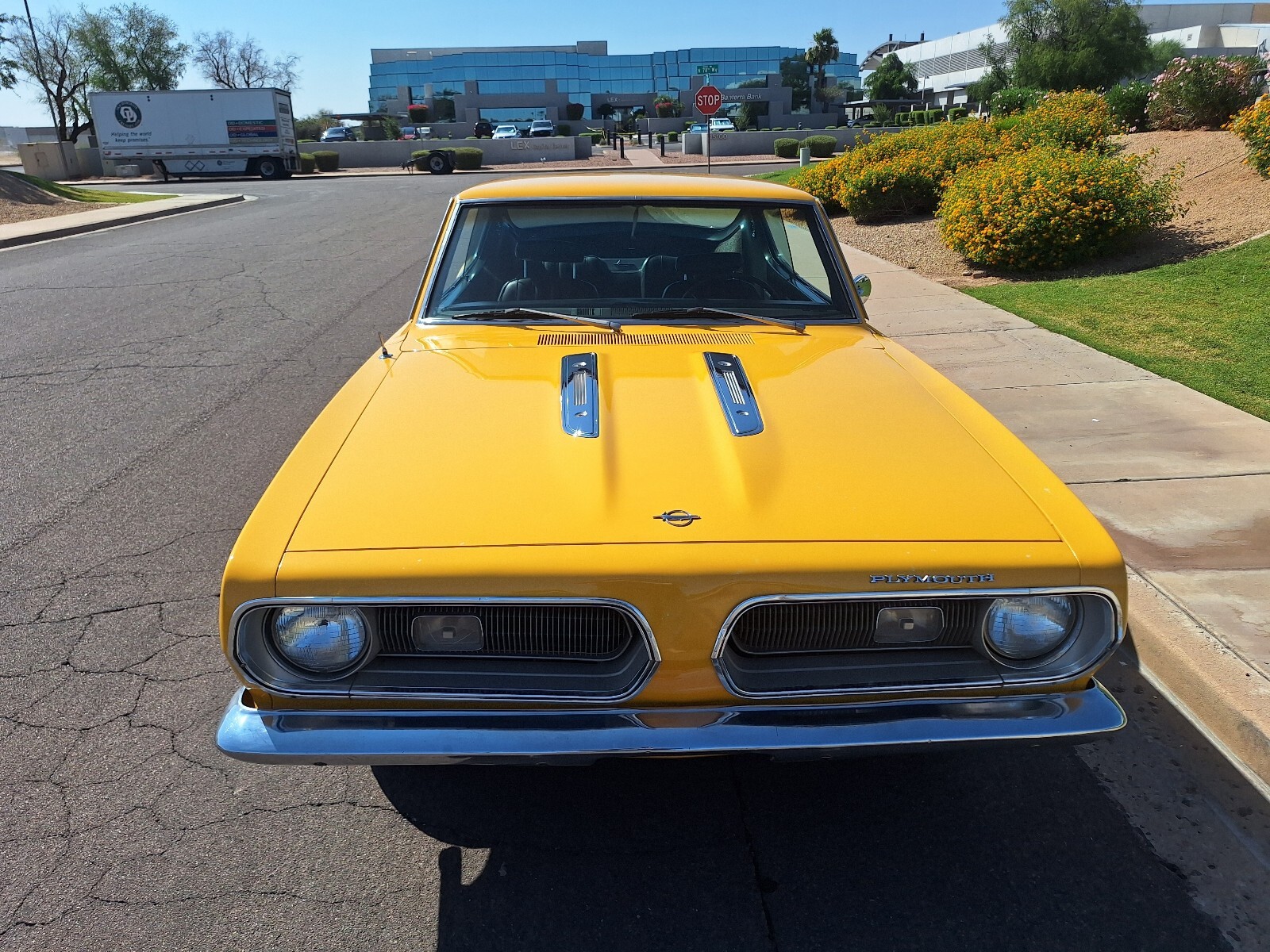 Plymouth-Barracuda-1968-3
