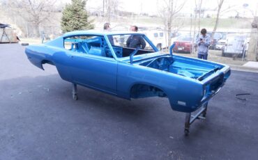 Plymouth-Barracuda-1969-blue-10